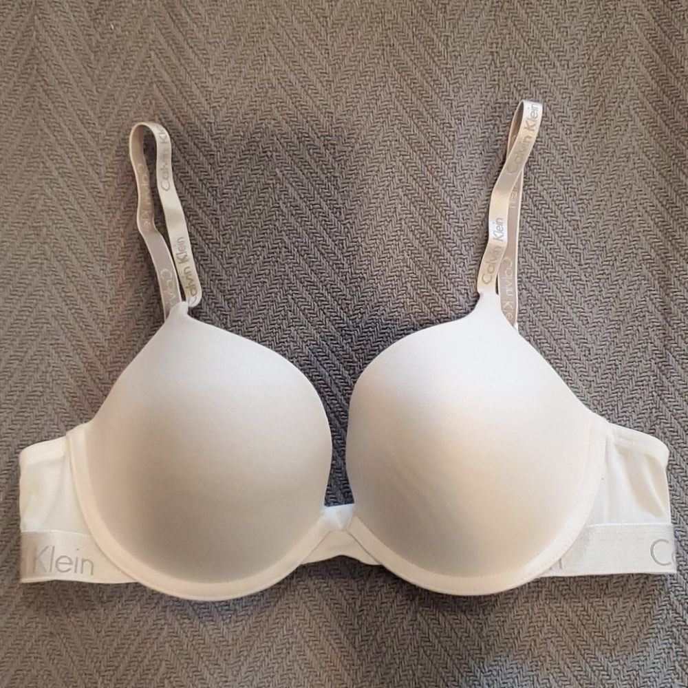 Bra